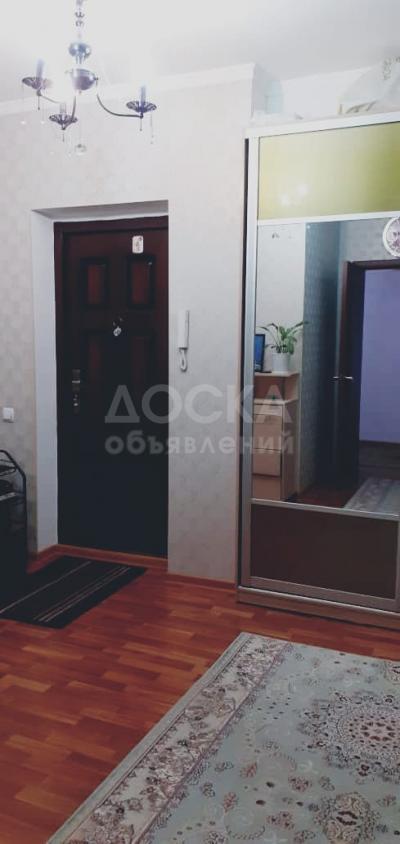 Продаю 2-комнатную квартиру, 65кв. м., этаж - 3/9, ул.Суюмбаева х ул.Московская, 11 школа