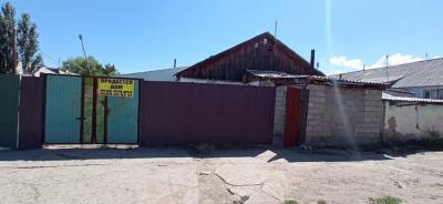 Продается 2х комнатная квартира барачного типа в г. Каракол.