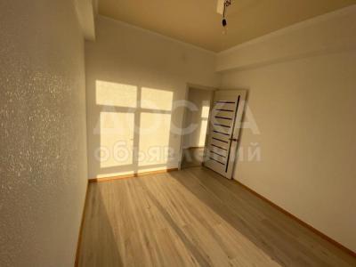 Продаю 3-комнатную квартиру, 62кв. м., этаж - 2/2, Эрденеева, 30а/1.