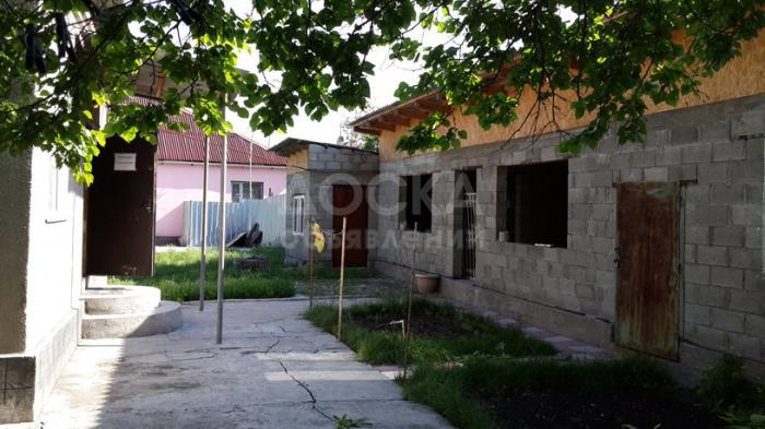 Продаю дом, 4-ком., 80кв. м., этаж-1, 10-сот., стена кирпич, район Лермонтова/ Жибек Жолу,