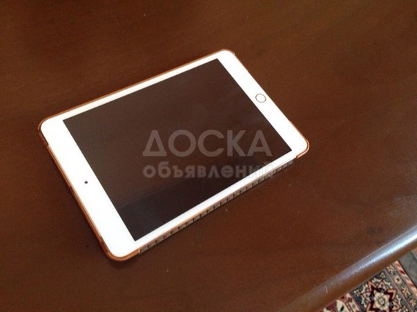 Продаю Ipad 2 mini gold