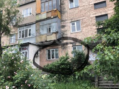 Продаю 1-комнатную квартиру, 40кв. м., этаж - 1/4, 5мкр 2 дом 105 Квартира по суеркулова.