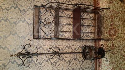 Продаю кованную вешалку и полку для обуви