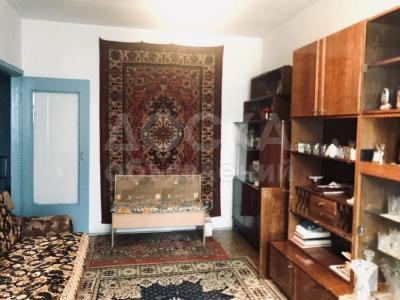 Продаю 2-комнатную квартиру, 48кв. м., этаж - 1/5, кв. Ковровщиков, д.3.