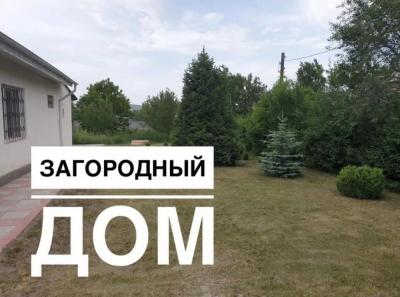 Продается загородный одноэтажный кирпичный дом, село Байтик, верхняя часть.