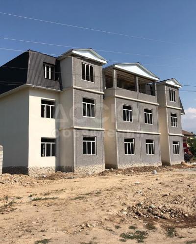 Продаю 1-комнатную квартиру, 30кв. м., этаж - 3/3, Беш кунгей.