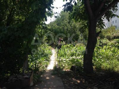 Продаю дом 4-ком., 100кв. м., этаж-1, 14-сот., стена кирпич, Бишкек.