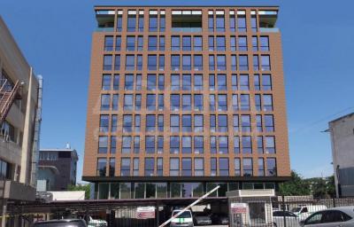 Продаю коммерческую недвижимость офисное помещение 35кв. м., Исанова, 79.