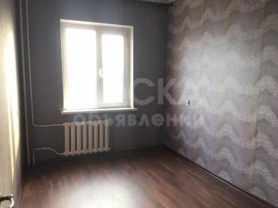 Продаю квартиру 3-ком., 62 кв. м., этаж - 8/9, Усенбаева-Боконбаева.