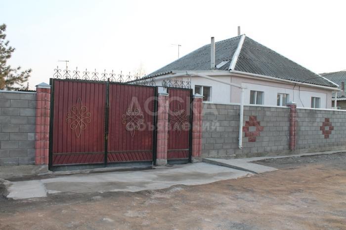 Продаю дом, 4-ком., 76кв. м., этаж-1, 6-сот., стена кирпич, с. Гавриловка, Сокулукский р-он,