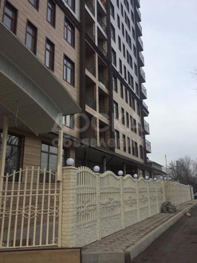 Продаю 4-комнатную квартиру, 165кв. м., этаж - 4/10, Чуй/ Алматинская.