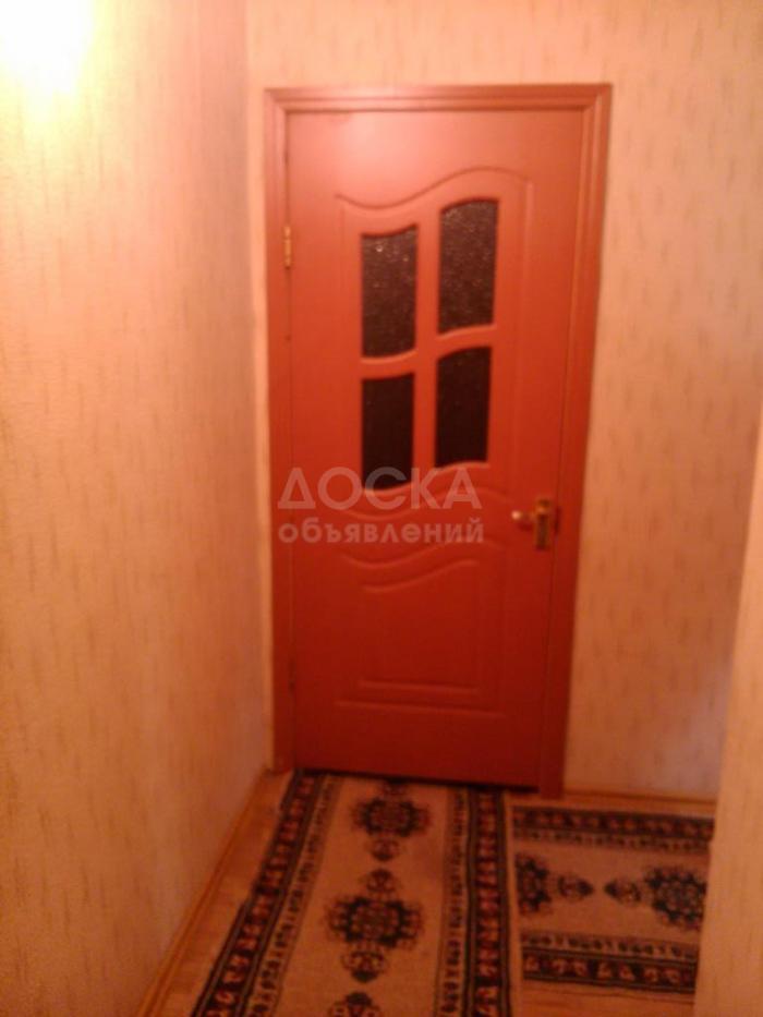 Продаю квартиру 1-ком., 37кв. м., этаж - 1/4, 7 мкр. район ДСК,