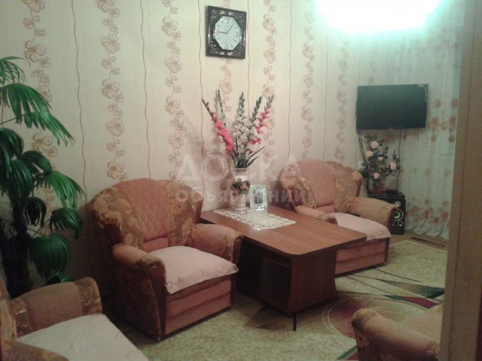 Продаю квартиру 2-ком., 50кв. м., этаж - 2/4,