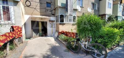 Продаю 1-комнатную квартиру, 91кв. м., этаж - 1/4, 3 микрорайон,  дом 19.