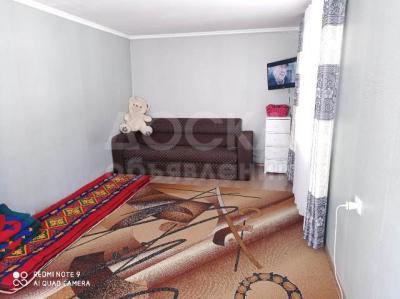 Продаю дом 2-ком. 35кв. м., этаж-1, 2-сот., стена кирпич, Ак-Орго.