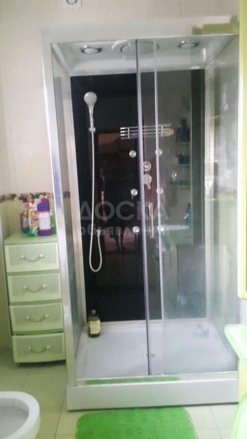 Продаю дом 1-ком., 250кв. м., этаж-2, 8-сот., стена другое, ж/м Ынтымак.