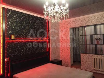 Продаю 2-комнатную квартиру, 87кв. м., этаж - 1/9, Джал.