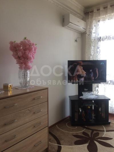 Продаю 2-комнатную квартиру, 48кв. м., этаж - 4/5, Аламедин-1, улица Загорская.