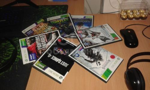 Продаю Xbox360 + kinect + 7 игр в придачу!