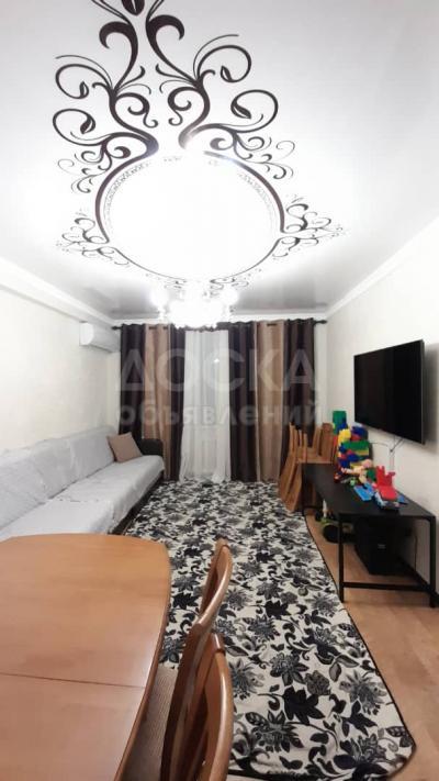 Продаю 4-комнатную квартиру, 77кв. м., этаж - 5/5, Лермонтова 12.