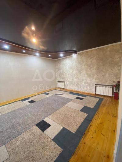 Продаю дом 5-ком. 142кв. м., этаж-1, 3.5-сот., стена кирпич, Аламединский рынок.