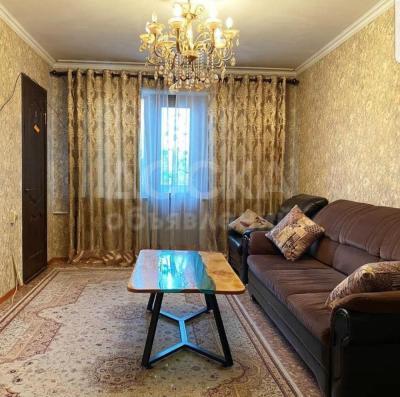 Продаю 3-комнатную квартиру, 58кв. м., этаж - 4/4, 71 Baitik-Baatyr str..