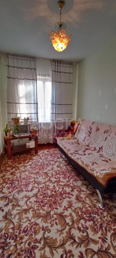 Продаю 3-комнатную квартиру, 60кв. м., этаж - 9/9, Юг-2 мкр.