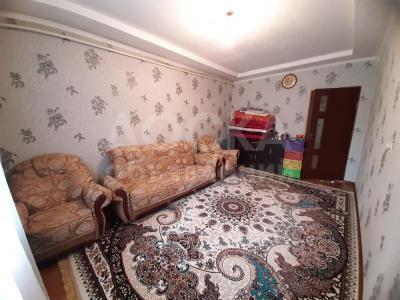 Продаю 2-комнатную квартиру, 53кв. м., этаж - 2/3, Достук мкр.