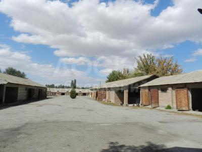 Продаю производственное помещение 8000кв. м., село Кызыл-Адыр, ул. Ленина 64.