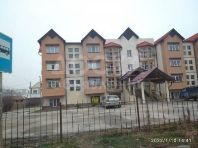 Продаю 1-комнатную квартиру, 42кв. м., этаж - 3/3, Учкун.