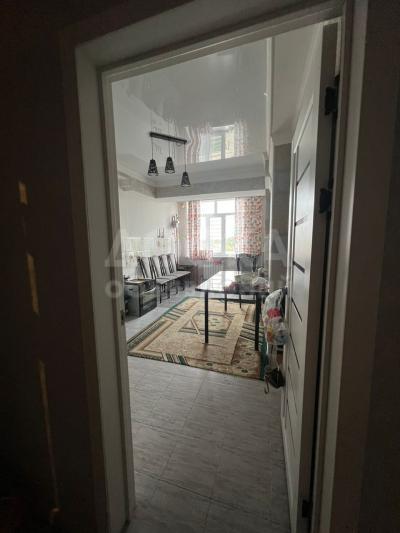 Продаю 2-комнатную квартиру, 68кв. м., этаж - 5/5, Васильева 244.