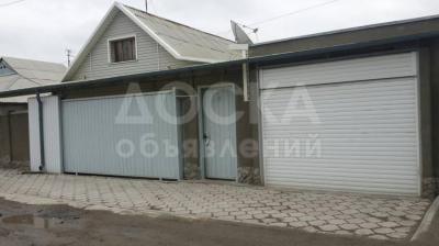 Продаю дом 6-ком., 200кв. м., этаж-1, 6-сот., стена кирпич, переулок Печорский .