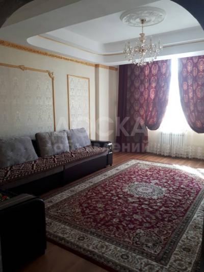 Продаю квартиру 2-ком., 80кв. м., этаж - 7/9, 10мкр20/1.