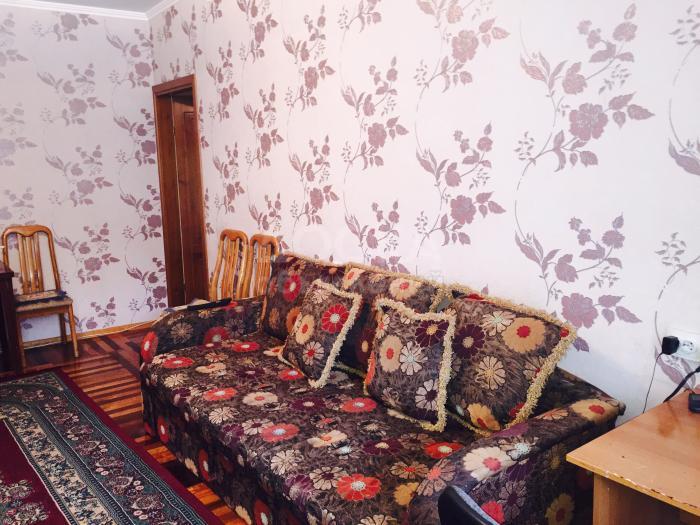 Продаю квартиру 3-ком., 110кв. м., этаж - 2/5, Токтогула пересекает Турусбекова ,