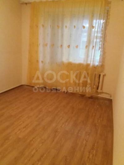 Продаю 2-комнатную квартиру, 53кв. м., этаж - 2/2, М. Гвардия.