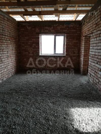 Продаю дом 6-комнатную 140кв. м., этаж-1, 5-сот., стена кирпич, Жил массив Ала-тоо1.