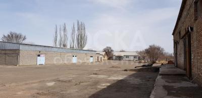 Продаю производственное помещение 15000кв. м., Балыкчы, улица Фрунзе 391.