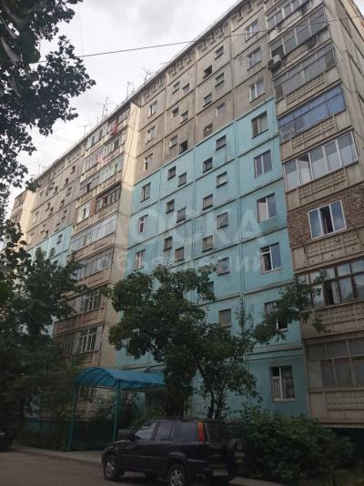 Продаю 1-комнатную квартиру, 45кв. м., этаж - 3/8, тунгуч.