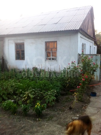 Продаю полдома 4 комн+кух.с\у,ванная,ц\к,2 вида отопления,4,5 сотки