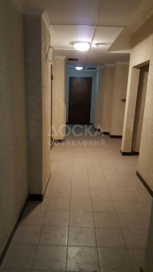 Продаю квартиру 1-ком., 40.7кв. м., этаж - 2/10, ул. Душанбинка-Сухамлинова,