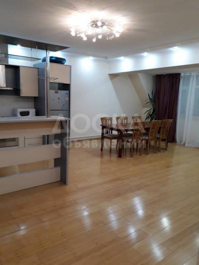 Продаю 3-комнатную квартиру, 110кв. м., этаж - 9/9, Чынгыз Айтматов 17.