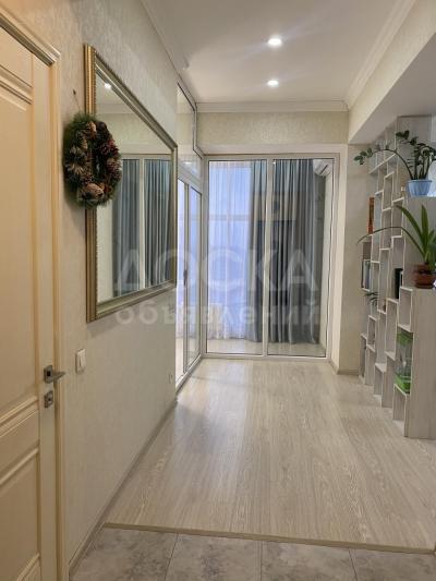 Продаю 2-комнатную квартиру, 89кв. м., этаж - 10/10, Моссовет.