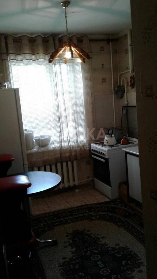 Продаю квартиру 3-ком., 63кв. м., этаж - 1/5, с. Сокулук, улица Токтогула 3Б.