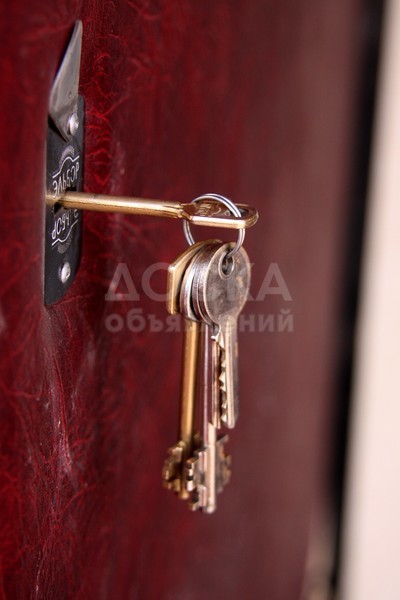 Продаю дом 1-комнатную 1кв. м., этаж-1, 6-сот., стена кирпич, ж/м Эне Сай.