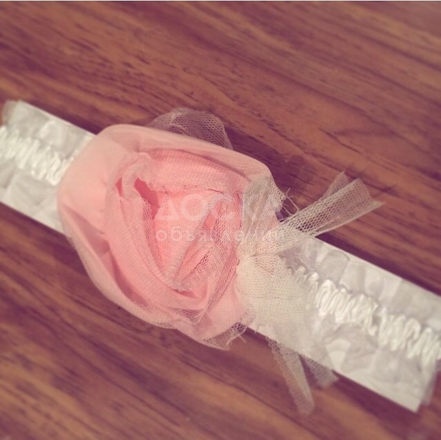 Нежные и красивые ободочки для девочек