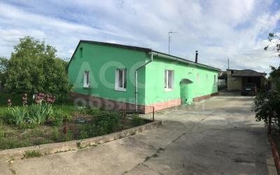 Продаю дом 4-ком. 100кв. м., этаж-1, 12-сот., стена кирпич, Россия, Калининградская область, пос. Бабушкино.