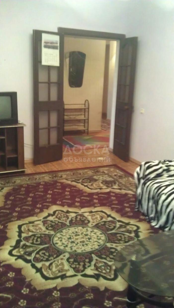 Продаю 3-х комнатную квартиру в Центре(с Фото)