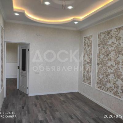 Продаю 4-комнатную квартиру, 135кв. м., этаж - 5/10, 7 мкр.