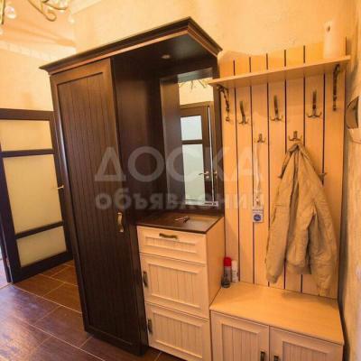 Продаю 2-комнатную квартиру, 54кв. м., этаж - 3/3, Буржи-городок.ул Пушкина.