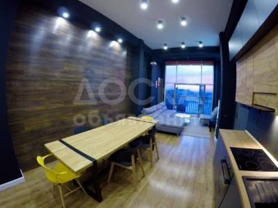 Продаю 2-комнатную квартиру, 77кв. м., этаж - 10/10, Исанова 41.